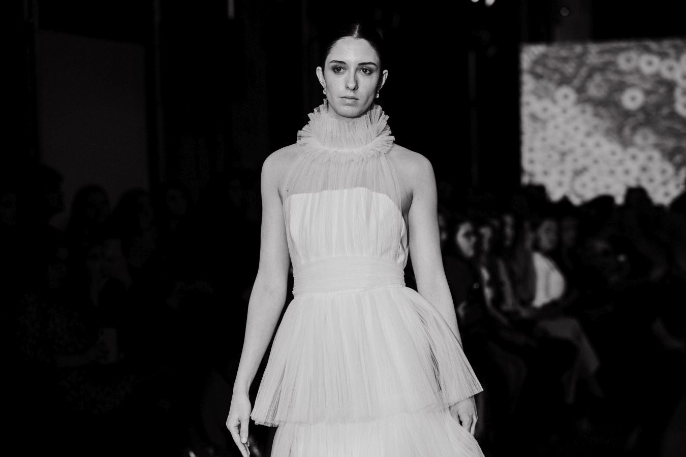 Alicia Rueda luce sus vestidos en San Telmo