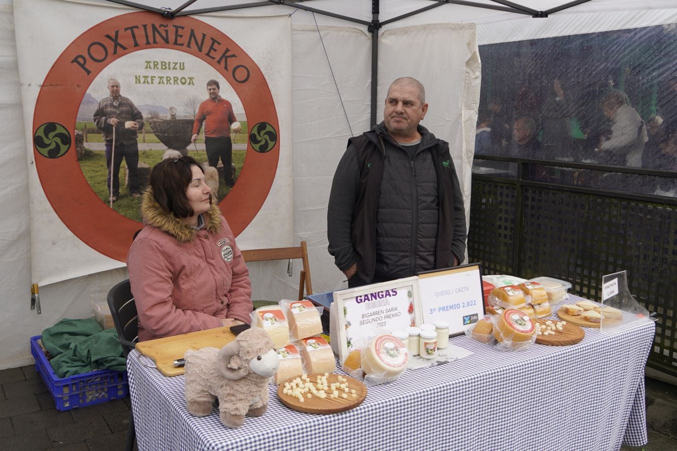 Ardiki egun bikaina Zaldibian