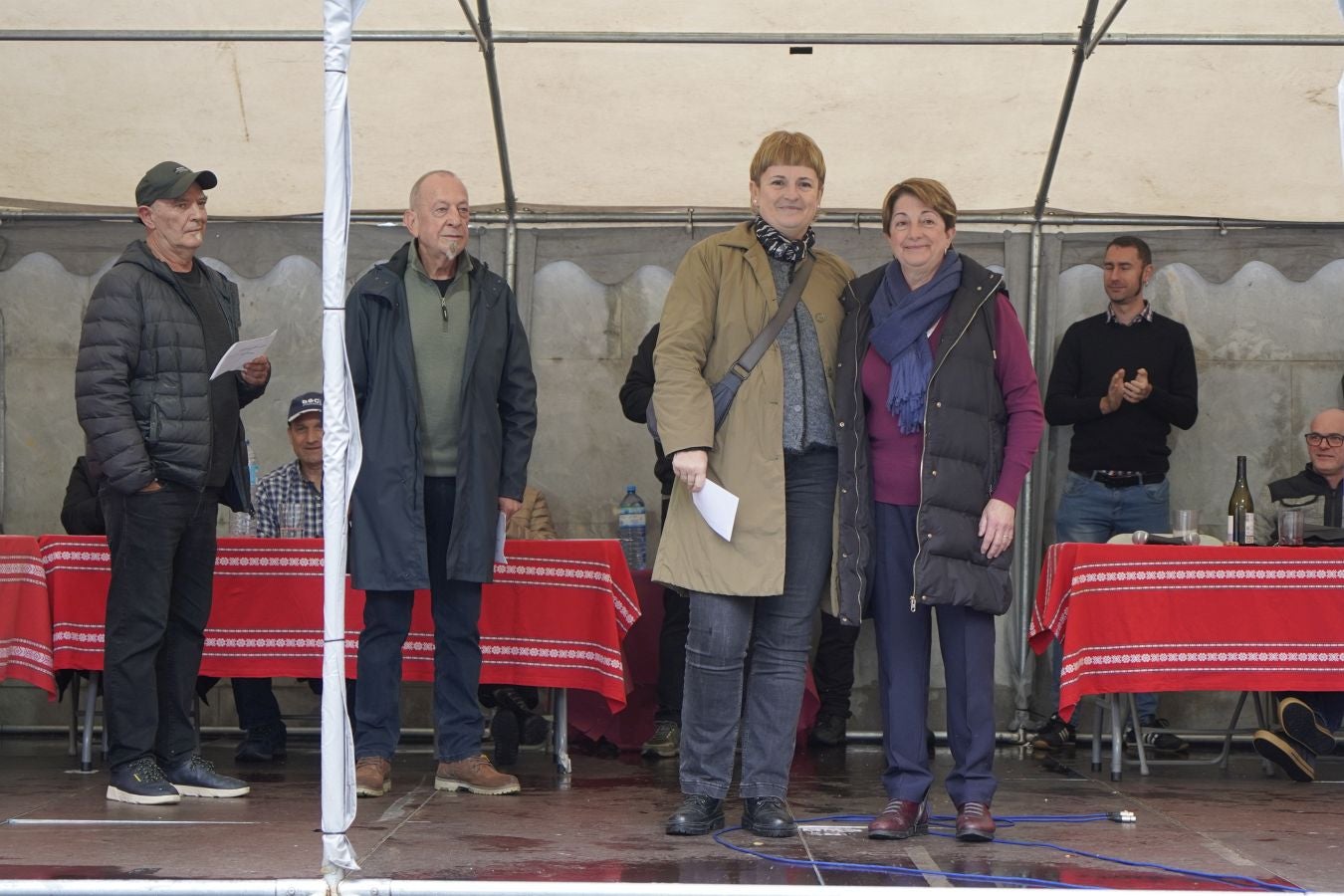 Ardiki egun bikaina Zaldibian