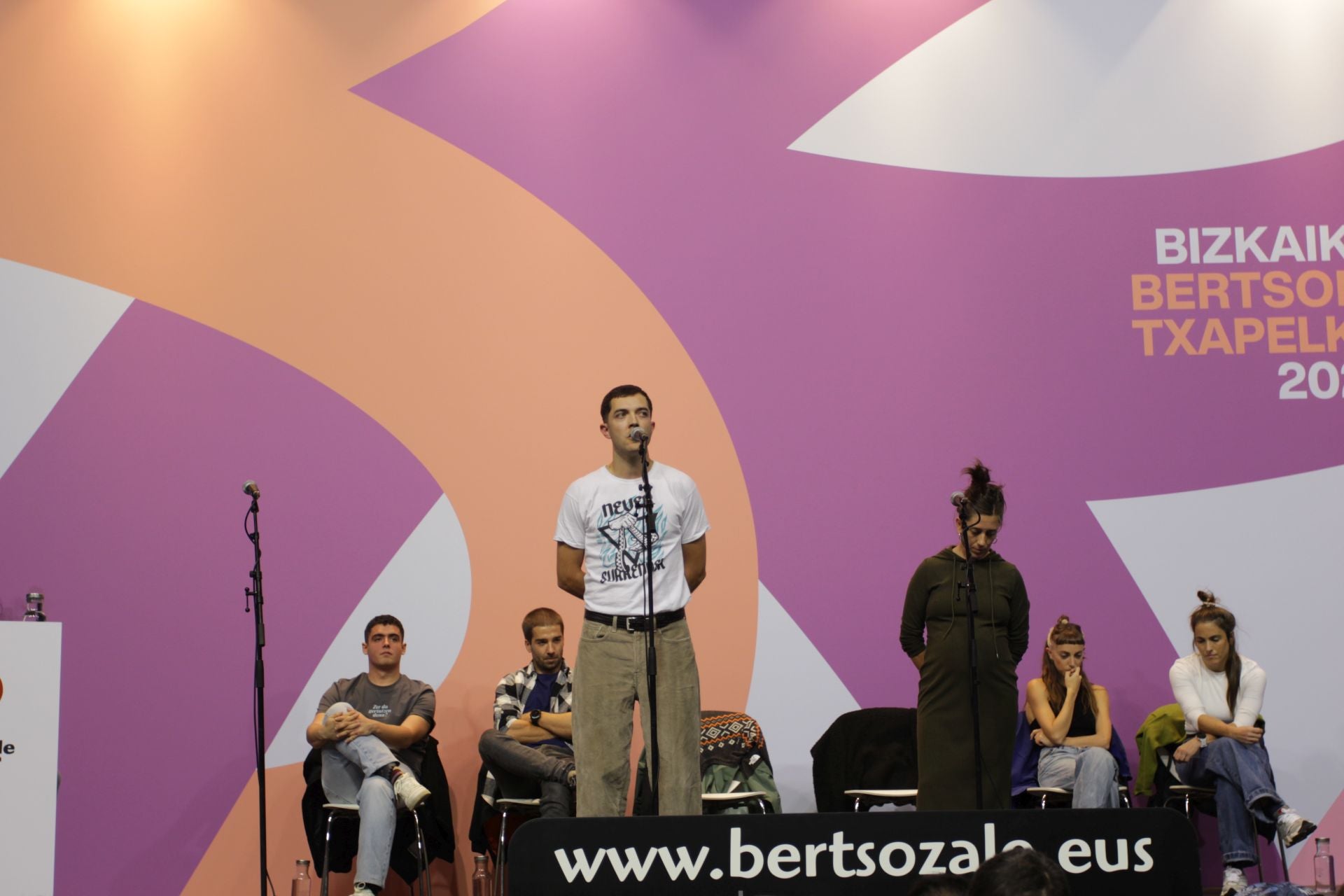 Aitor Bizkarra, Zeanurin jokatu zen saioan.