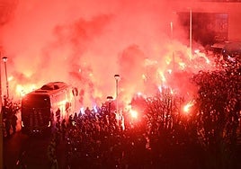 El autobús de la Real volverá a ser recibido por cientos de aficionados en un nuevo recibimiento al equipo