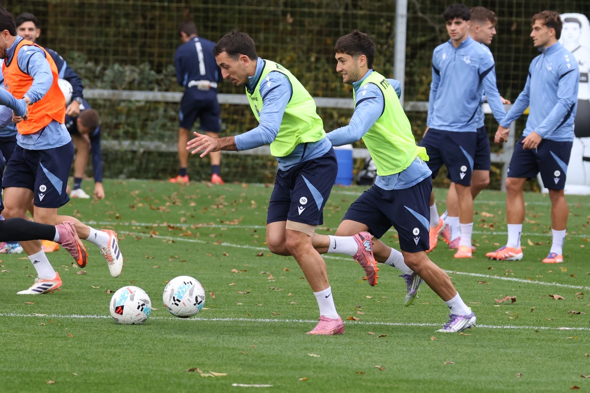Buen ambiente y mucha ilusión en la víspera del derbi