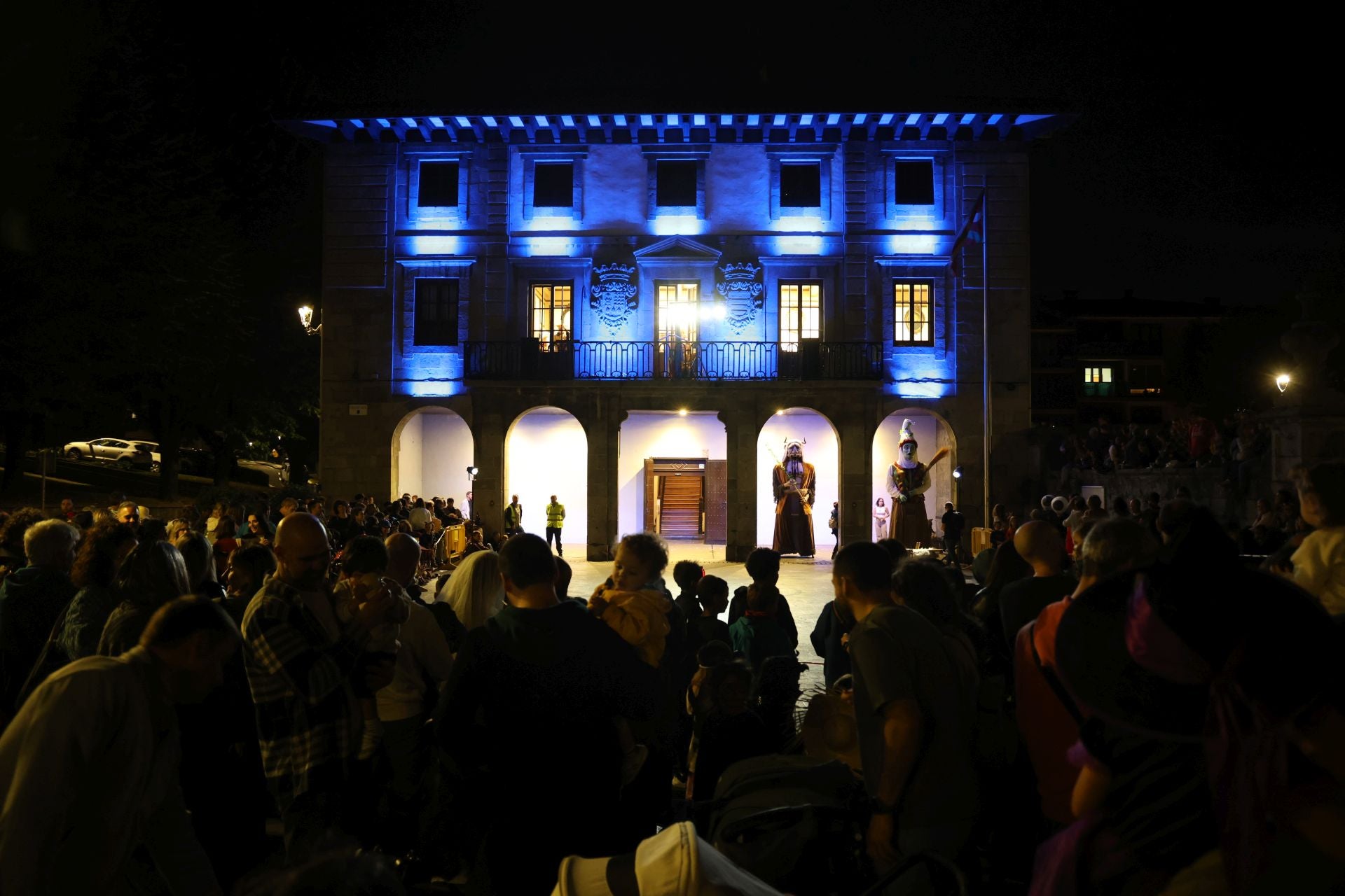 Andoainek gipuzkoar Gau Beltzari hasiera eman dio