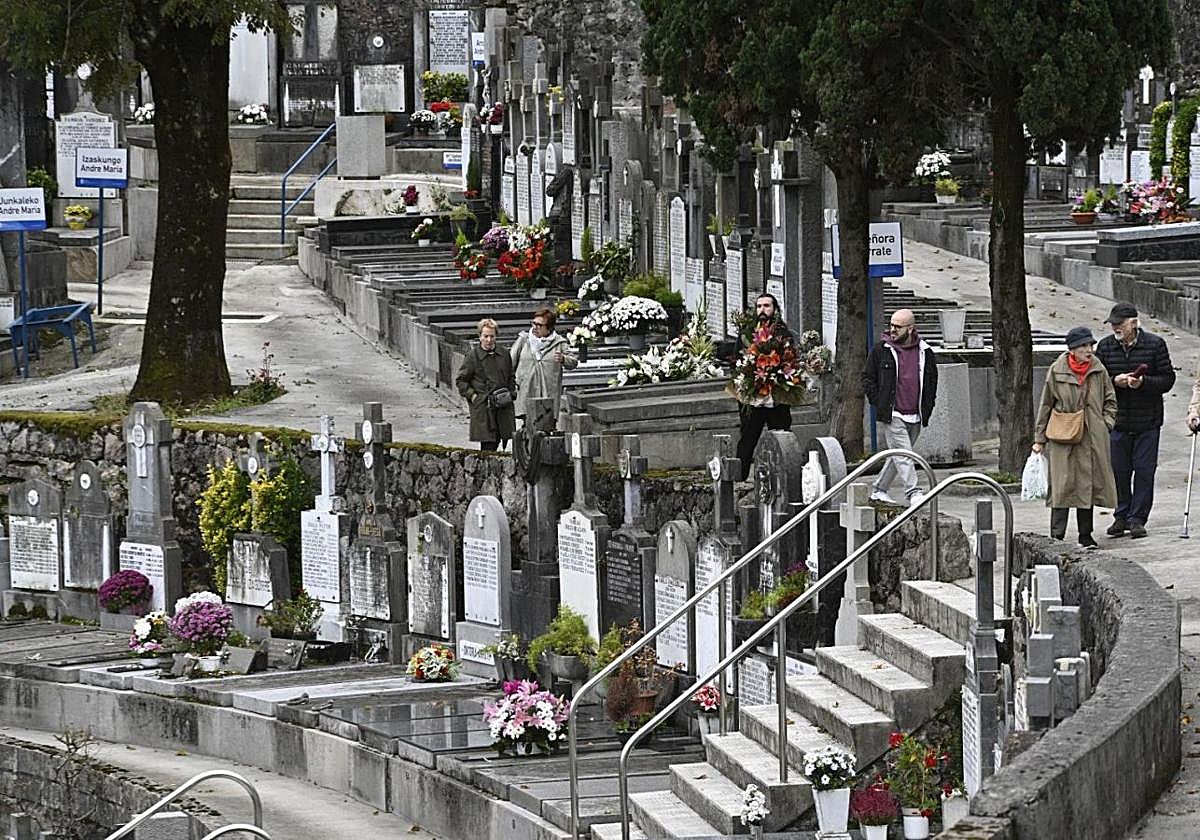 El cementerio de Hondarribia a primera hora de esta mañana.