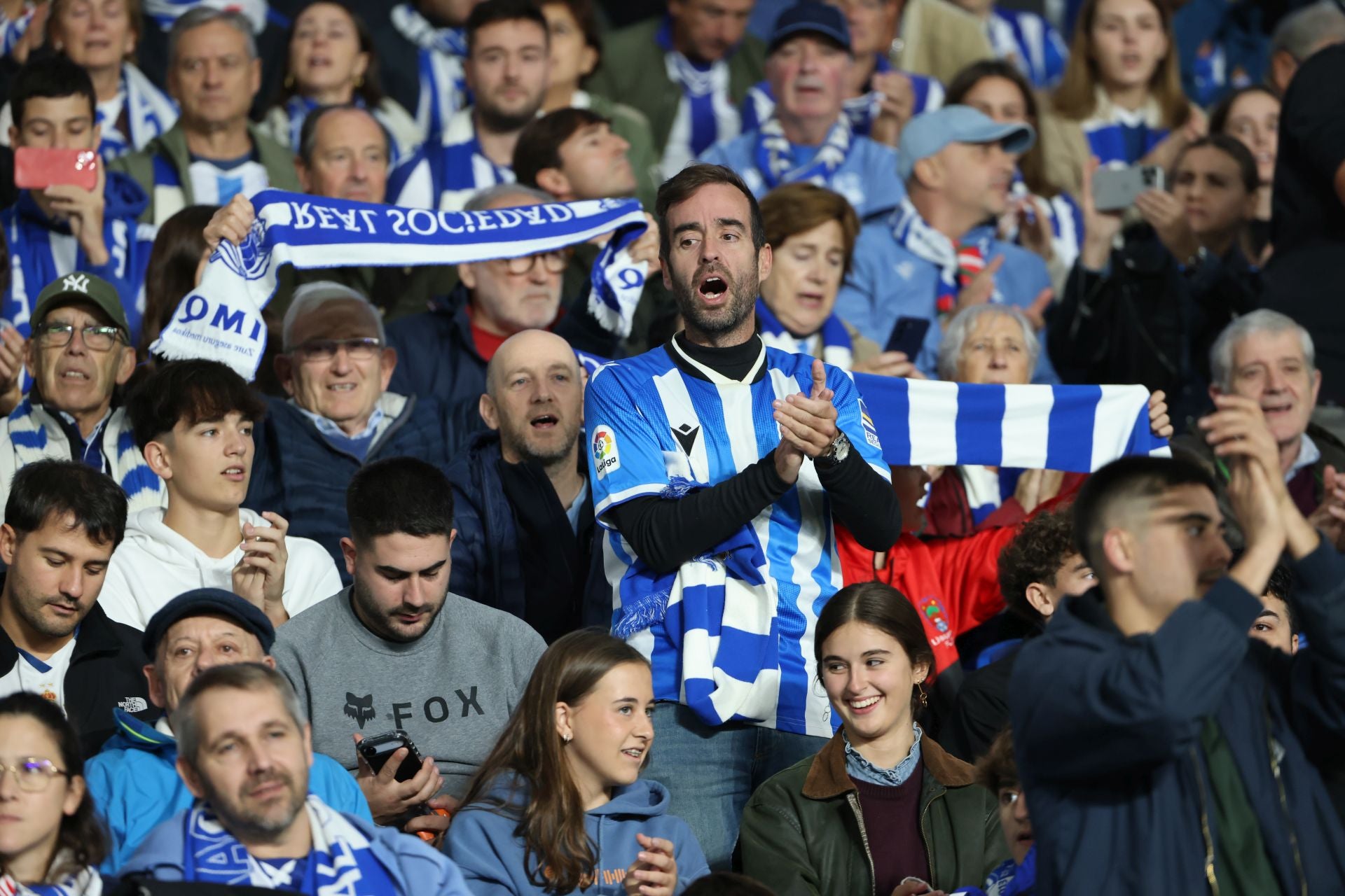 ¿Has estado en el derbi de Anoeta? ¡Búscate en la grada!