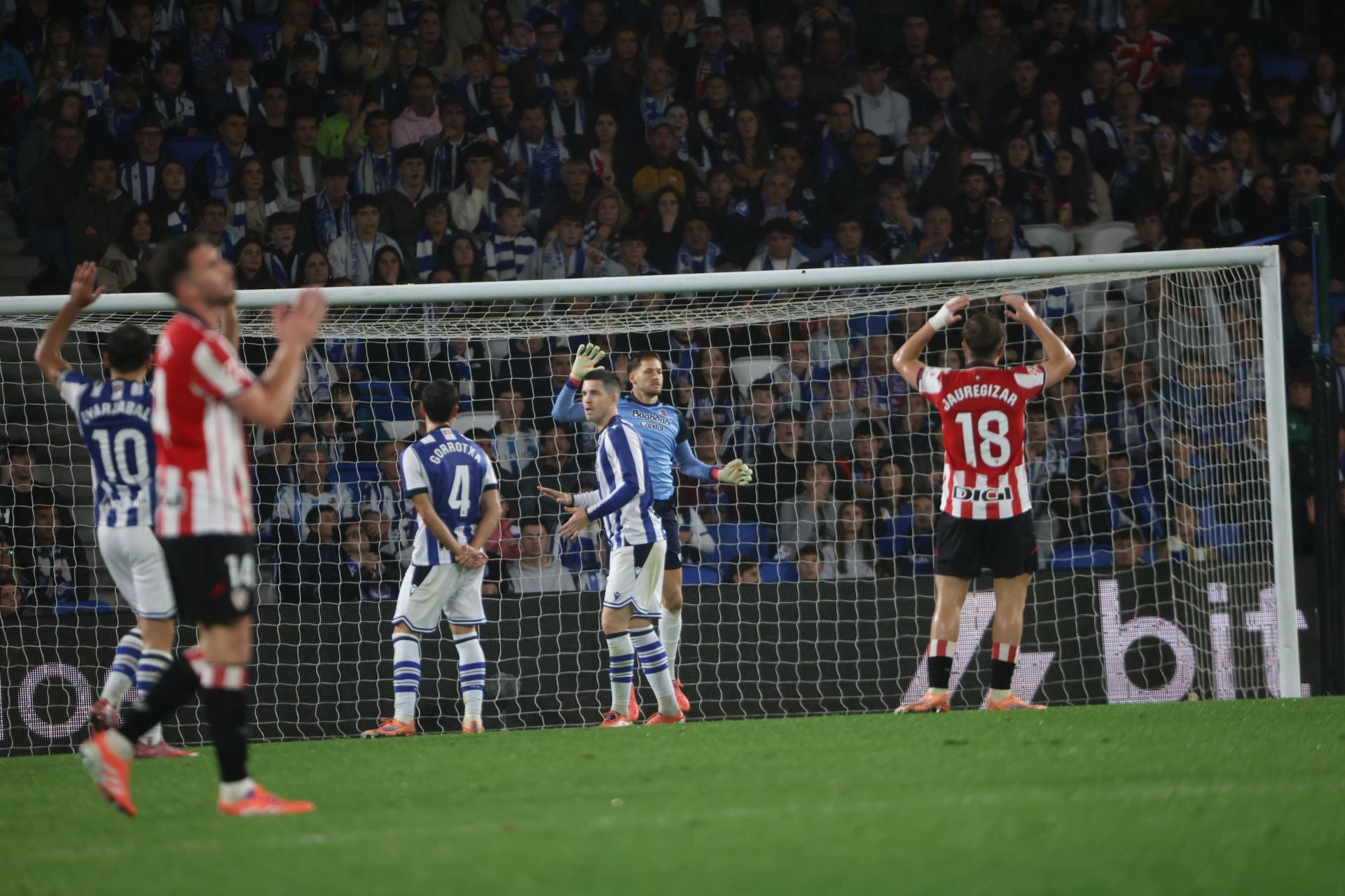 Las mejores imágenes del derbi de Anoeta