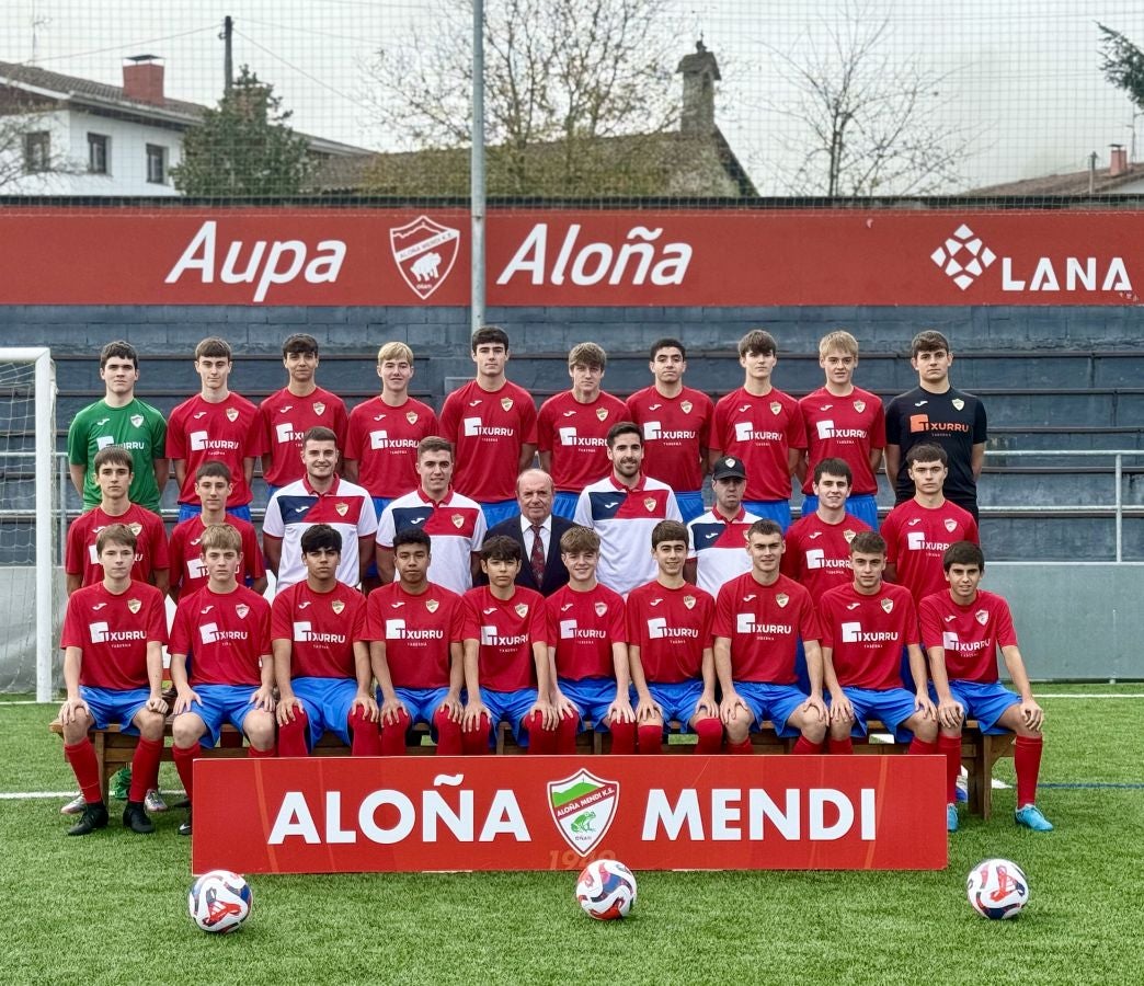 El Aloña Mendi posa en familia