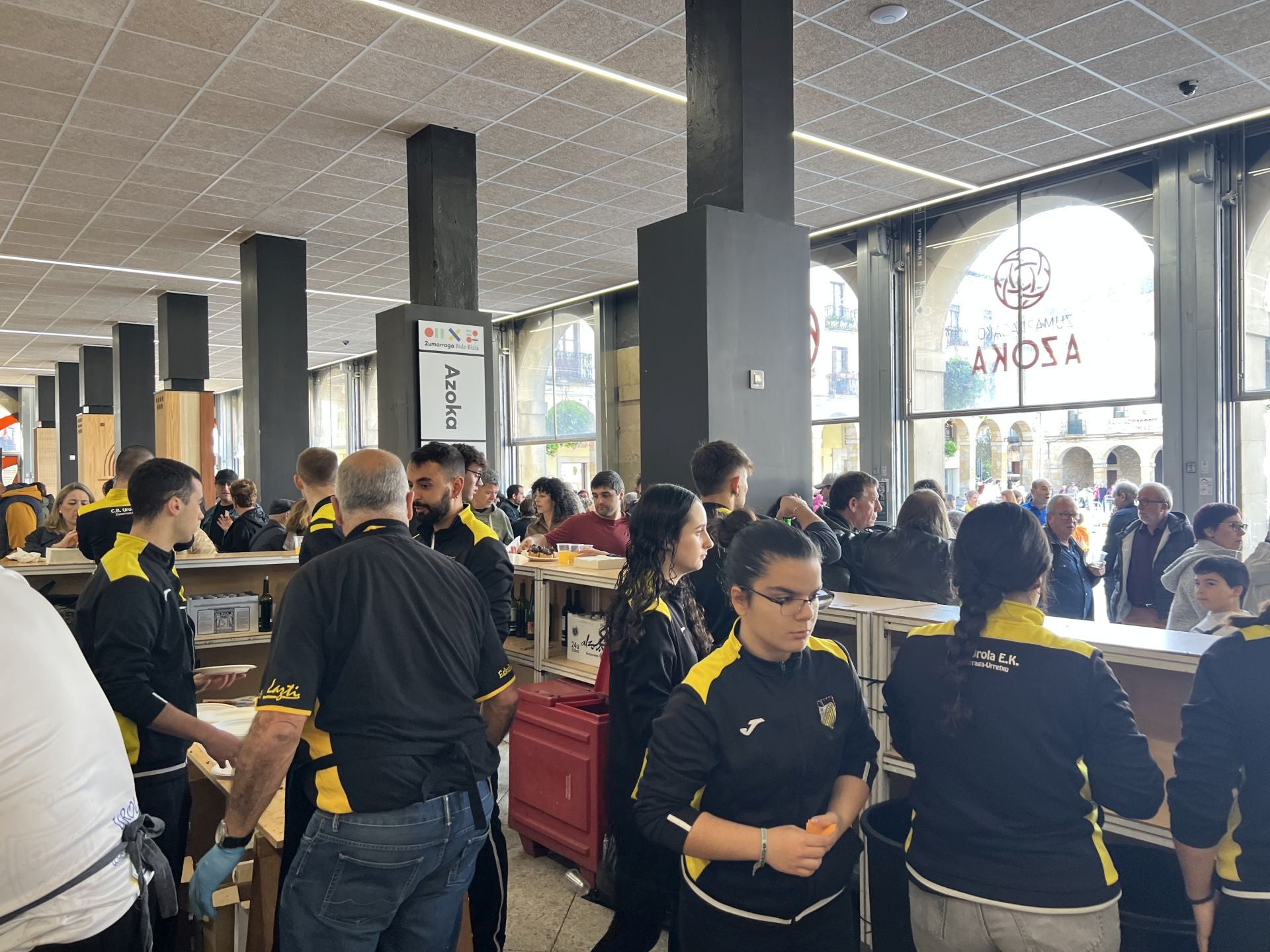 Zumarraga ha celebrado con gran ambiente su &#039;Buzkantza eguna&#039;