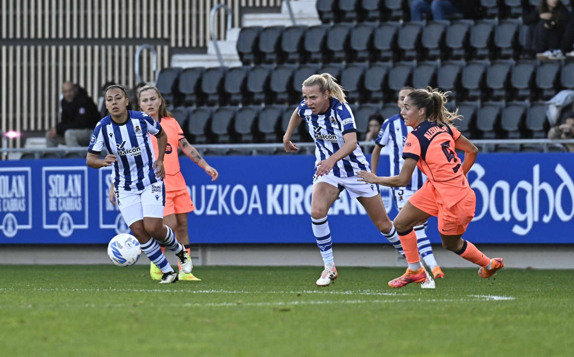 Las mejores imágenes del Real Sociedad - Barcelona