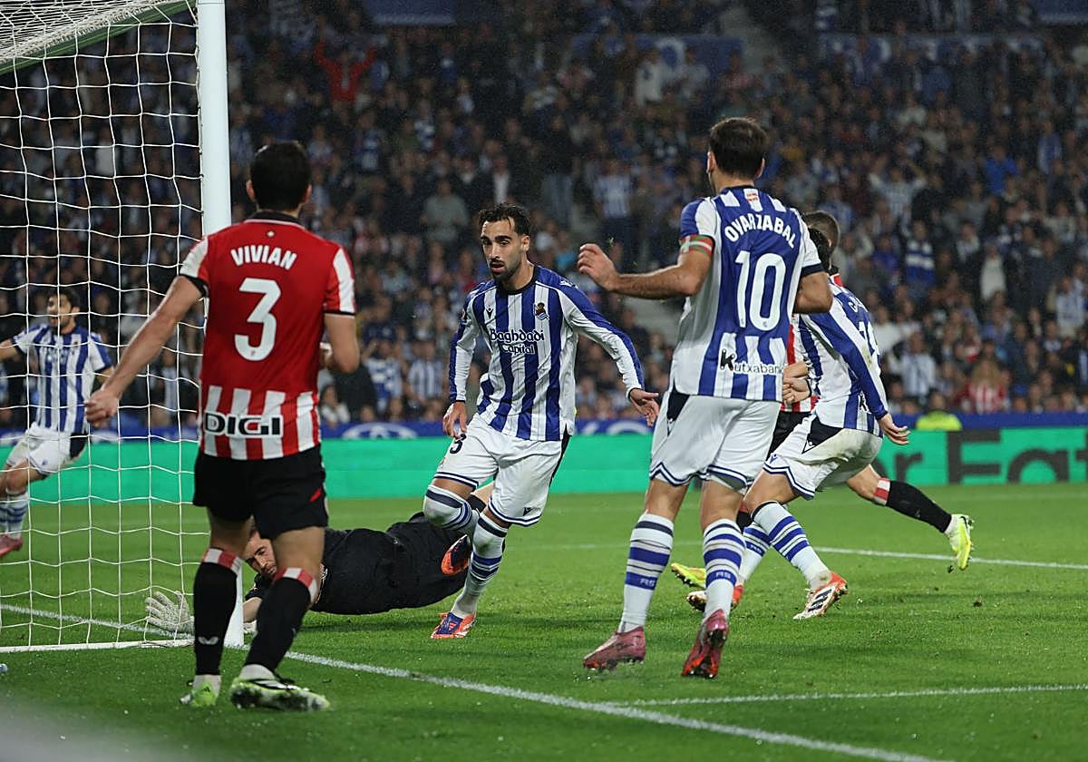 El centro del campo de la Real marca diferencias