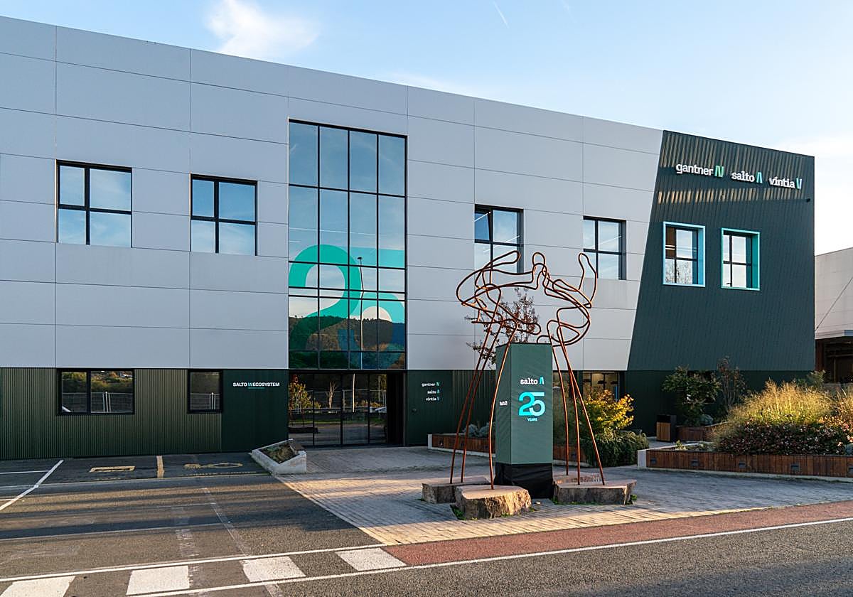 Salto: 25 Años de innovación abriendo puertas