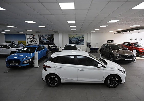 La venta de vehículos en Gipuzkoa entre enero y octubre se apunta un importante crecimiento del 20,2%.