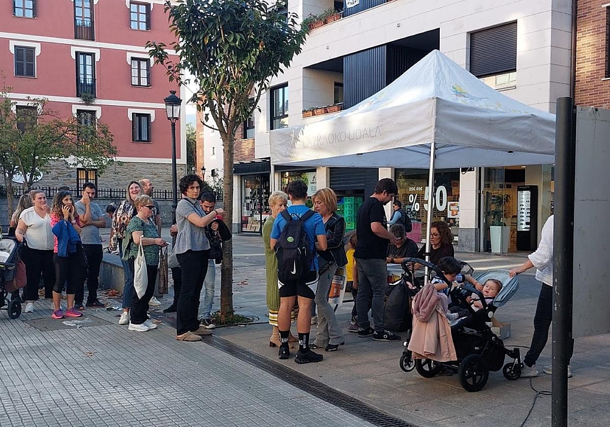 La campaña de bonos ha vuelto a ser un éxito en Lazkao.