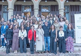 30 años cuidando de  la salud dental