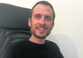 Unai Belaustegi Historia Garaikidean doktoreak (EHU) emango du hitzaldia azaroaren 12an, Oxford aretoan.