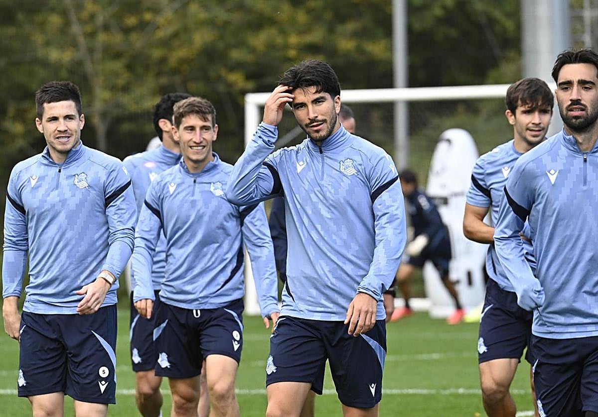 Zubeldia, Guedes, Aihen, Soler, Marín y Brais, en Zubieta