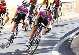 Idoia Eraso y Naia Amondarain en la Setmana Valenciana.