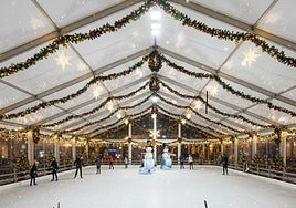 Pista de hielo cubierta, como la que se colocará frente a la entrada de la Estación del Norte, en el Paseo de Francia