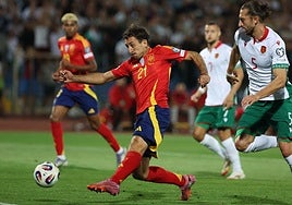 Mikel Oyarzabal, en uno de los goles logrados ante Bulgaria.