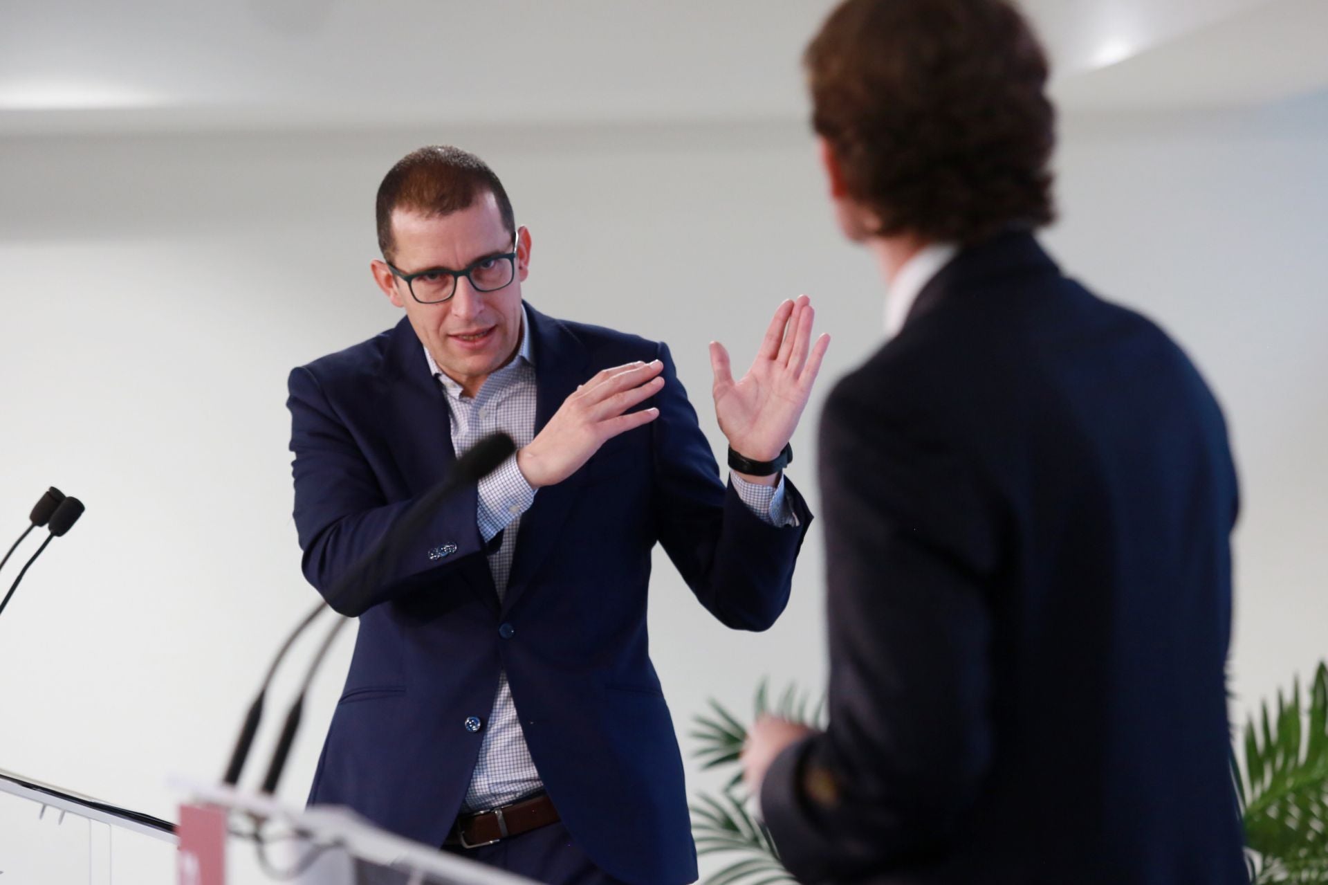 Horacio Morell durante la ronda de preguntas con David Taberna (director de DV). 