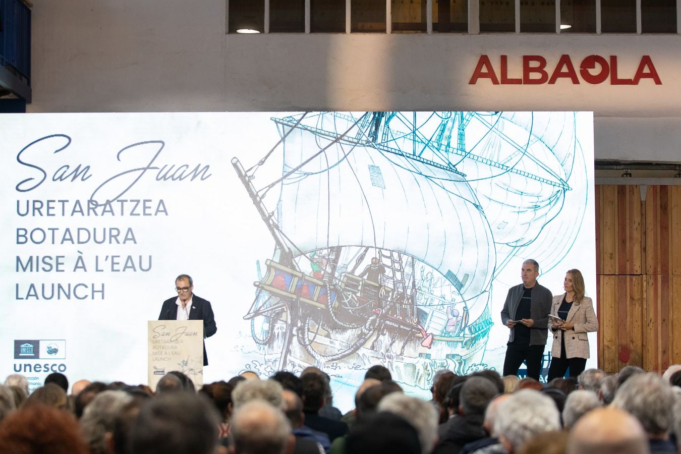 Amplia representación institucional en la botadura de la nao San Juan