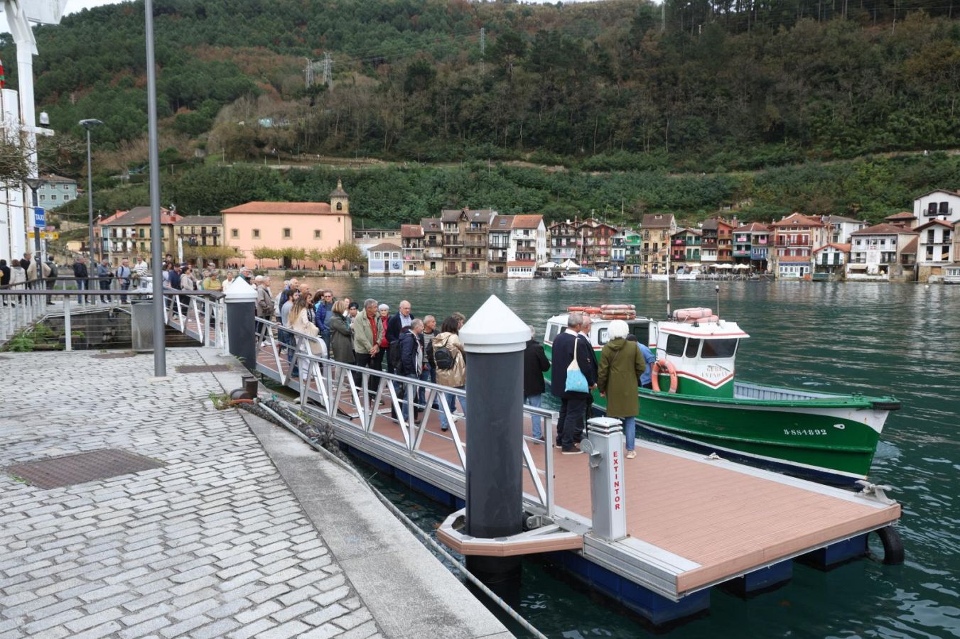 Máxima expectación ante la botadura de la nao San Juan