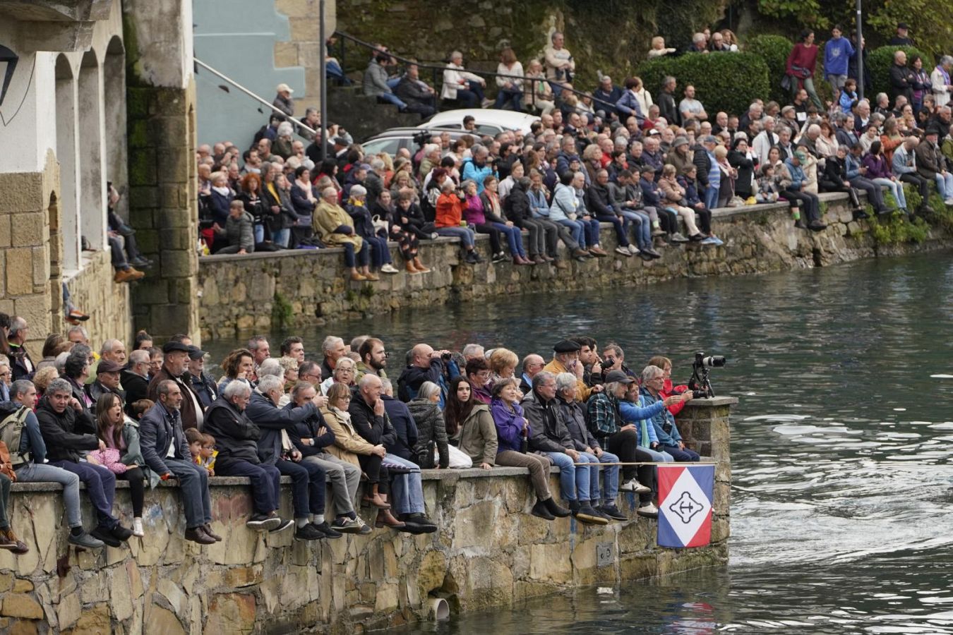 Máxima expectación ante la botadura de la nao San Juan
