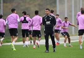 Beñat San José reconoció que «hemos tenido errores», pero destacó que su equipo «nunca ha tirado la toalla» este viernes en Areitio.