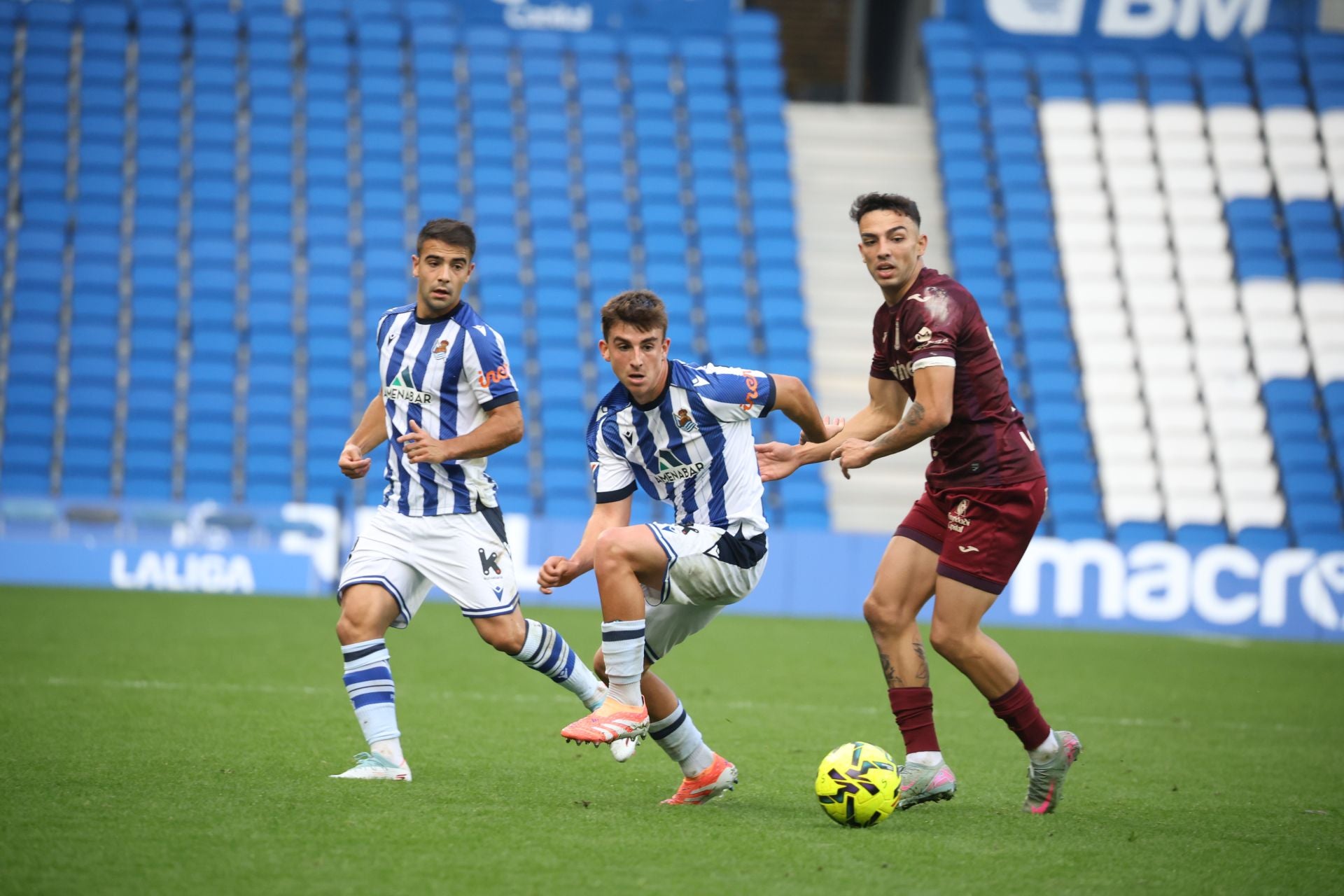 Dani Díaz llena de alegría Anoeta en el 98&#039; tras otra lección de competitivdad del Sanse