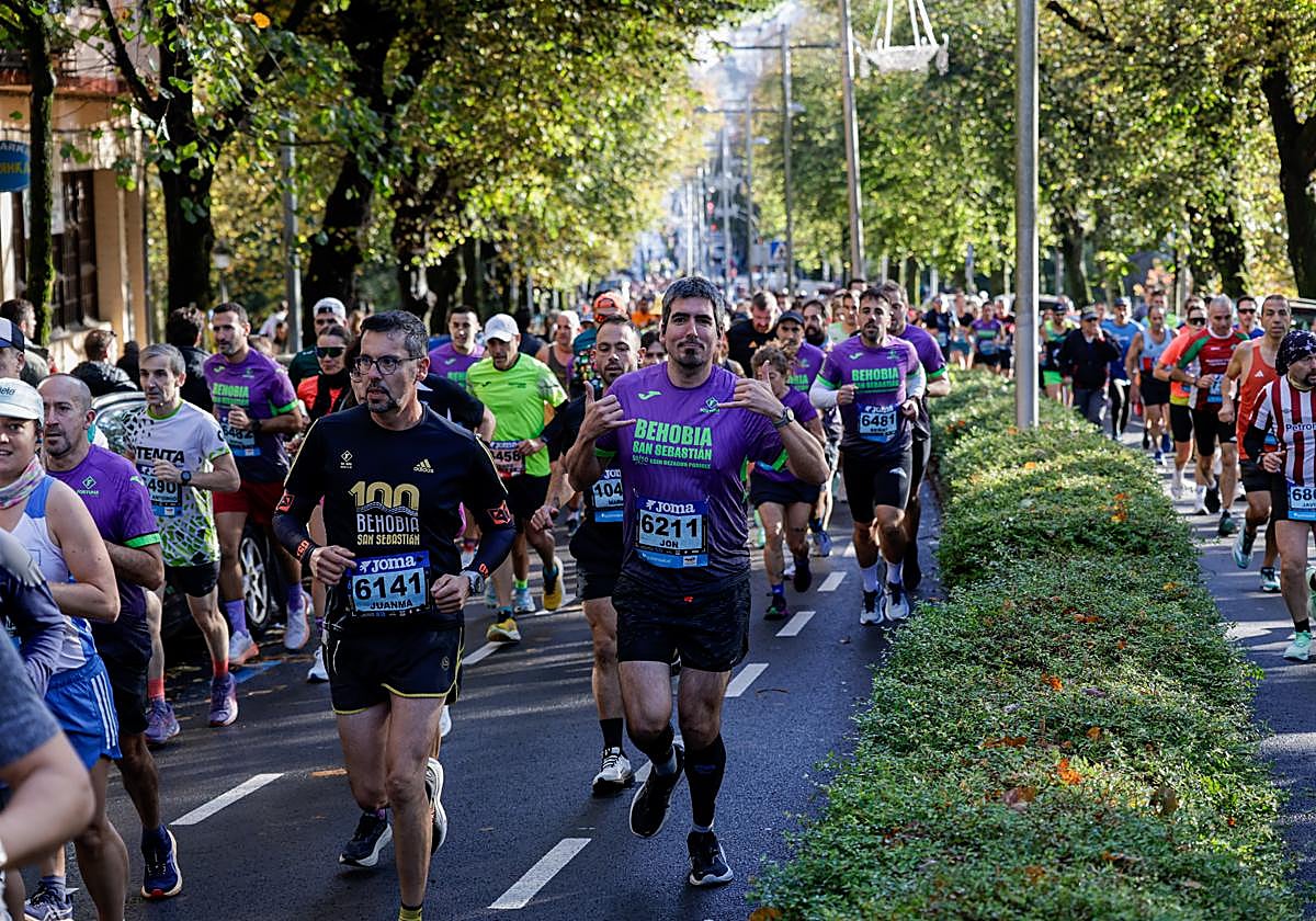 El paso de los corredores por Irun, en imágenes
