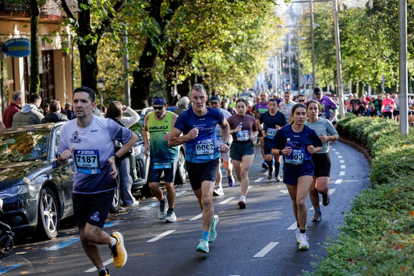El paso de los corredores por Irun, en imágenes
