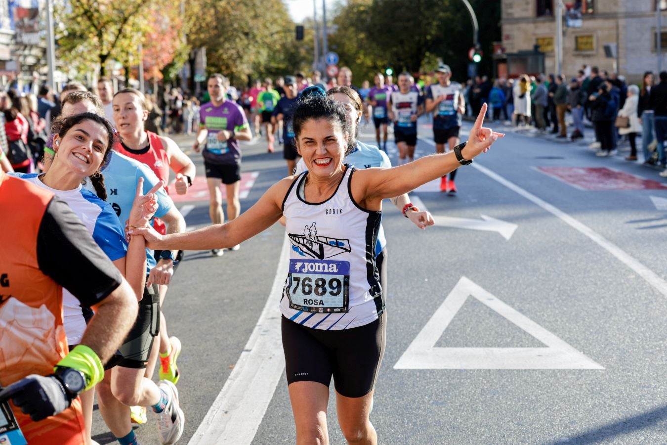 El paso de los corredores por Irun, en imágenes