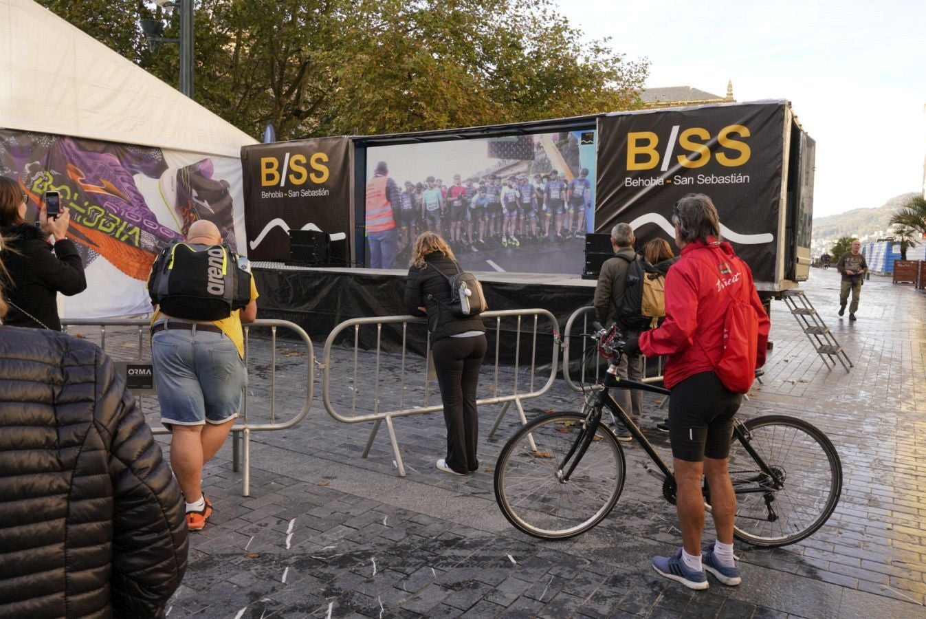 La Behobia - San Sebastián, a su paso por el Kursaal donostiarra