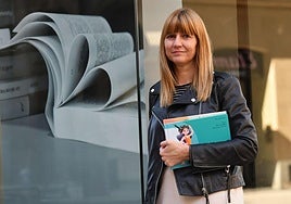 Nerea Kortabitarte modera la última sesión de la primera edición de EKICC