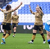 Amaiur y Nerea celebran el gol de la victoria del curso pasado ante el Deportivo.