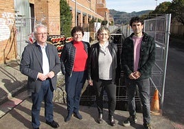 José Ignacio Asensio, Amaia Agirre, Maite Pikasarri y Garikoitz Iturbe en la visita este martes a las obras.