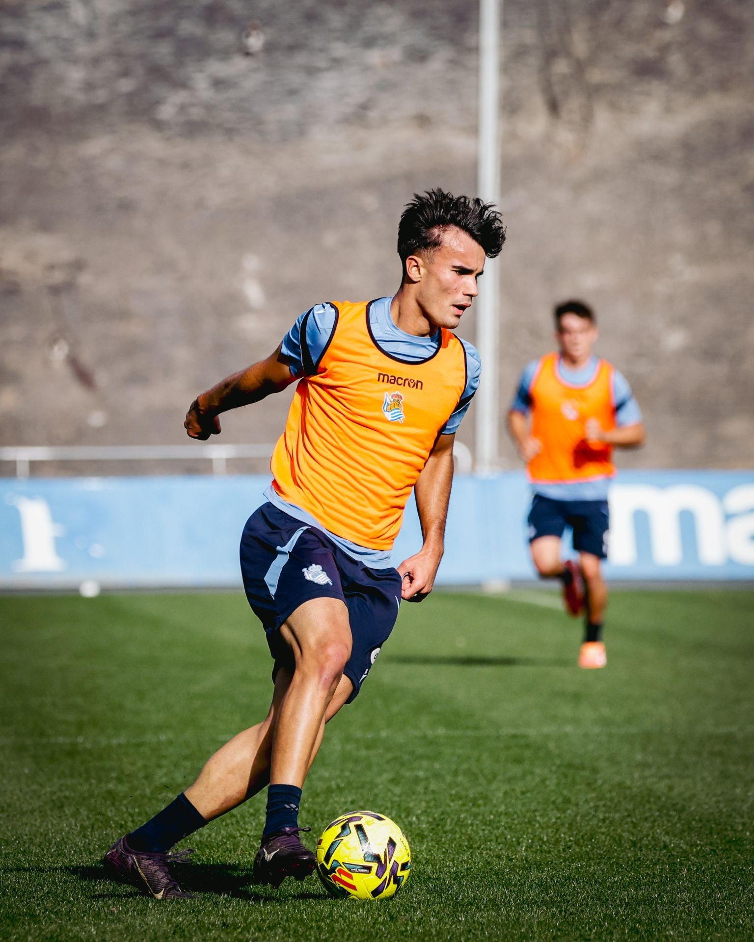 Otra entrenamiento de la Real Sociedad con notable refuerzo de la juventud