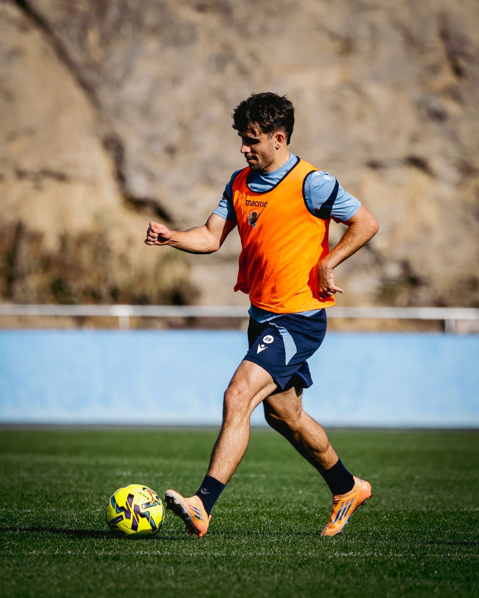 Otra entrenamiento de la Real Sociedad con notable refuerzo de la juventud