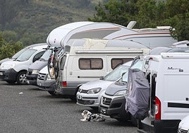 Un promotor privado construirá un parking para 85 autocaravanas en el camino de Igara en Donostia
