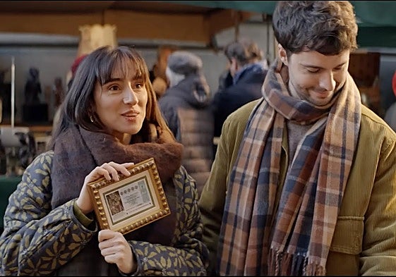 La pareja protagonista del anuncio de la Lotería de Navidad 2025.