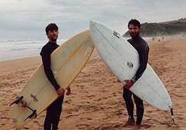 Maxi Iglesias se une a la iniciativa de dos hermanos vascos: «Conocí a Julen en Zarautz»