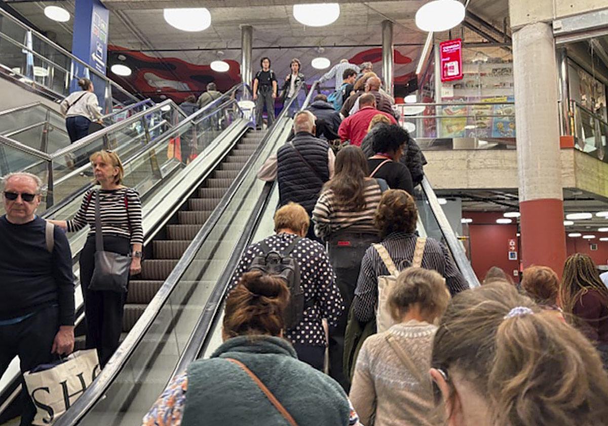 Estación de autobuses: «Hagan algo por favor»