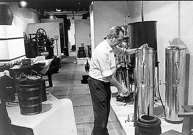 José Mari Gorrotxategi, en el museo del dulce que él creó