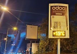 Un termómetro marca 19ºC en una calle de San Sebastián esta pasada madrugada, aunque la temperatura máxima ha superado los 24ºC.