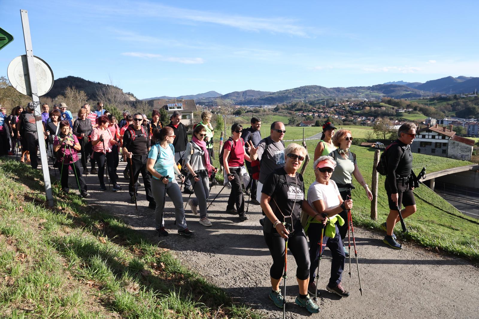 Éxito de la salida al Buruntza con Mendira
