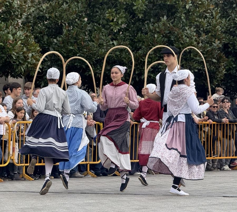 Emotiva arku dantza intergeneracional