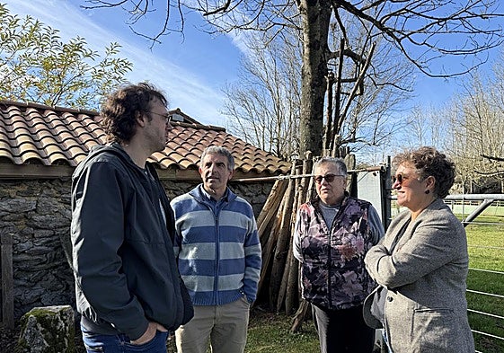 Ezenarro, Arrizabalaga, Bastida y Azkoitia en la visita realizada a la zona.