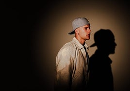 El artista beasaindarra Hodi MG, protagonista en Irun.