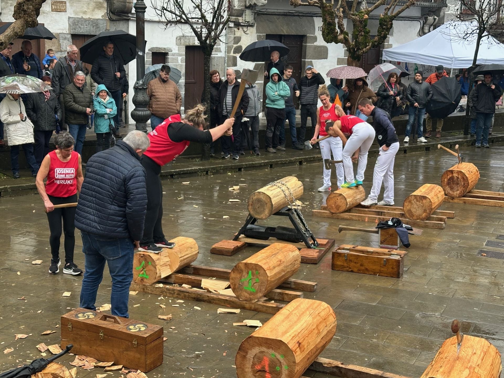 Ferias lluviosas y sin ganado