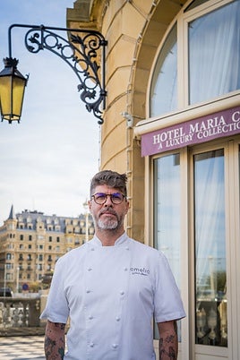 Paulo Airaudo y Rafael González Ensesa, director del hotel María Cristina.